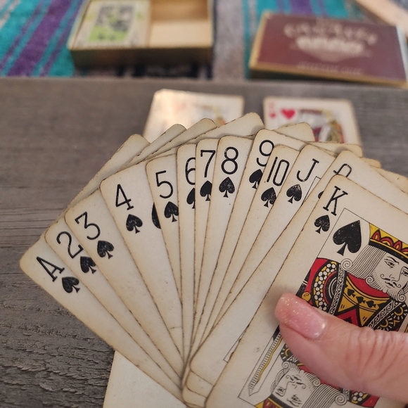 Vintage 1951 Canasta playing cards in original box - Picture 3 of 10